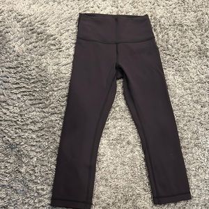 Lululemon Wunder Train 21” Inseam Cropped Leggings Black